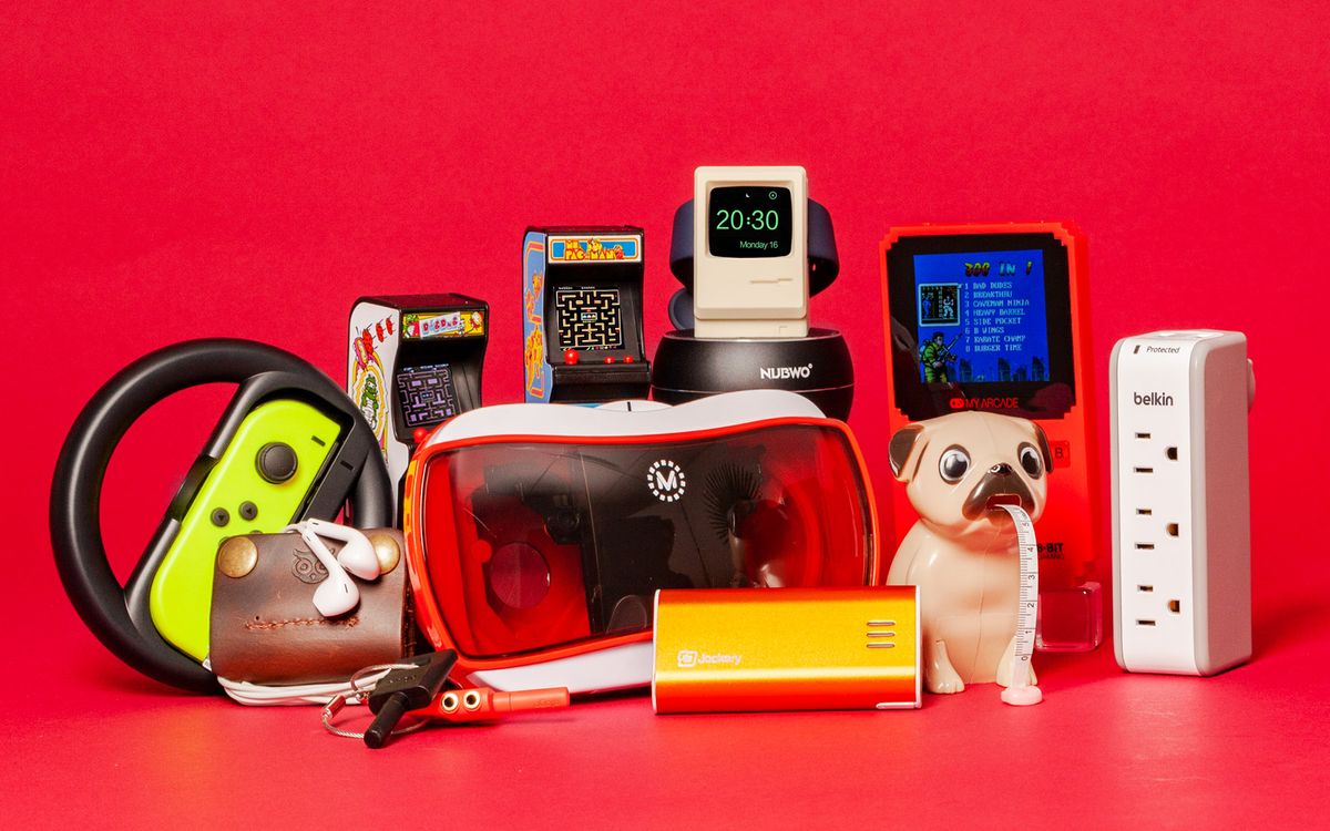 Что подарить маме на День рождения: гаджеты, которые её обрадуют