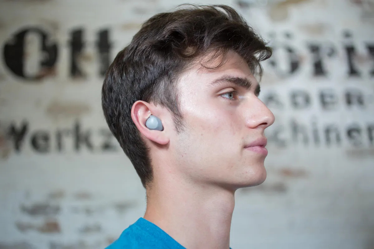 беспроводные наушники Samsung Gear IconX